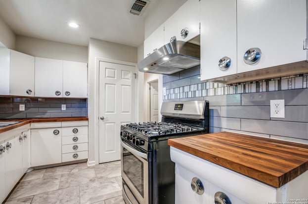 Building Photo - 411 Dresden Dr