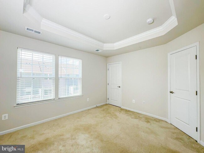 Building Photo - 72 Caswell Dr
