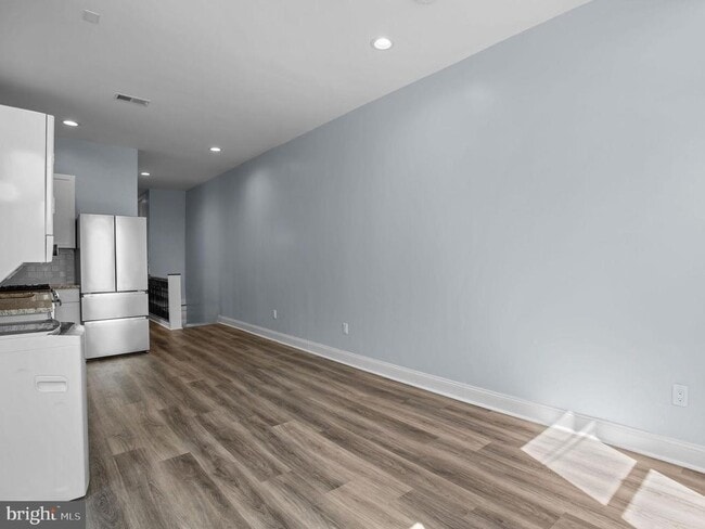 Building Photo - 1529 N 28th St