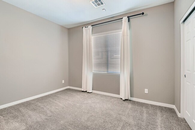 Building Photo - Brand New Summerlin Home w/ Strip Views!