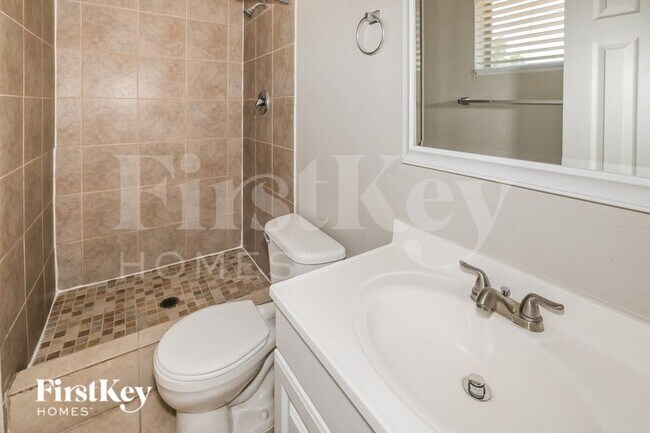 Building Photo - 3345 W Columbine Dr