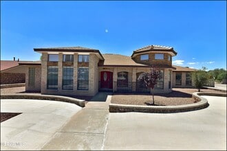 Building Photo - 11620 Laura Marie Dr