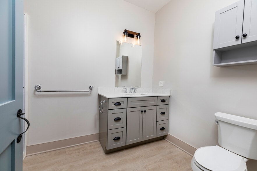 Building Photo - 86 Chosen Vale Ln