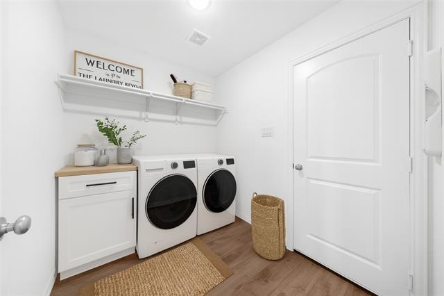 Building Photo - 301 Knoll Pines Drive