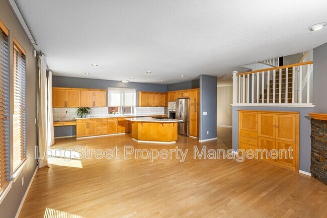 Building Photo - 8996 SE Bristol Park Dr