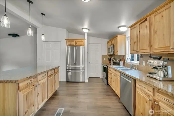 Building Photo - 18708 229th Ave E