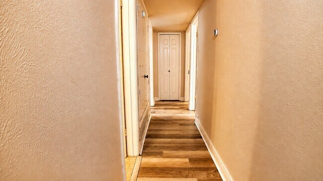 Building Photo - 20434 Blue Juniper Dr