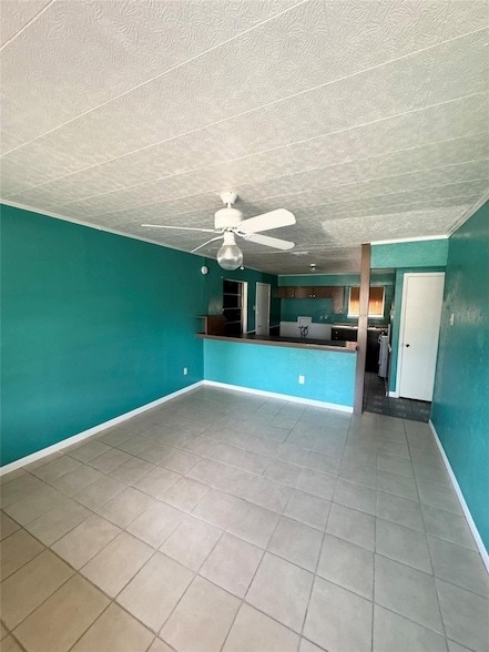 Building Photo - 928 Caladium Dr