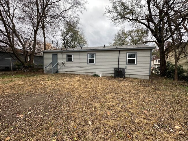 Building Photo - Affordable Tulsa Living with Room to Grow ...