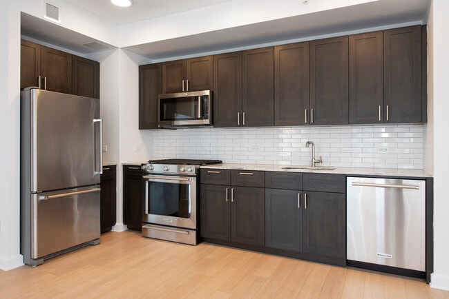 Interior Photo - 21 West End Ave