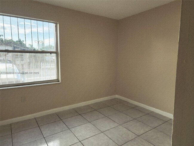 Building Photo - 20847 SW 118th Ct