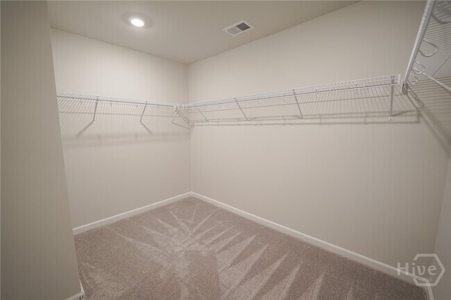 Building Photo - 128 Amethyst Dr