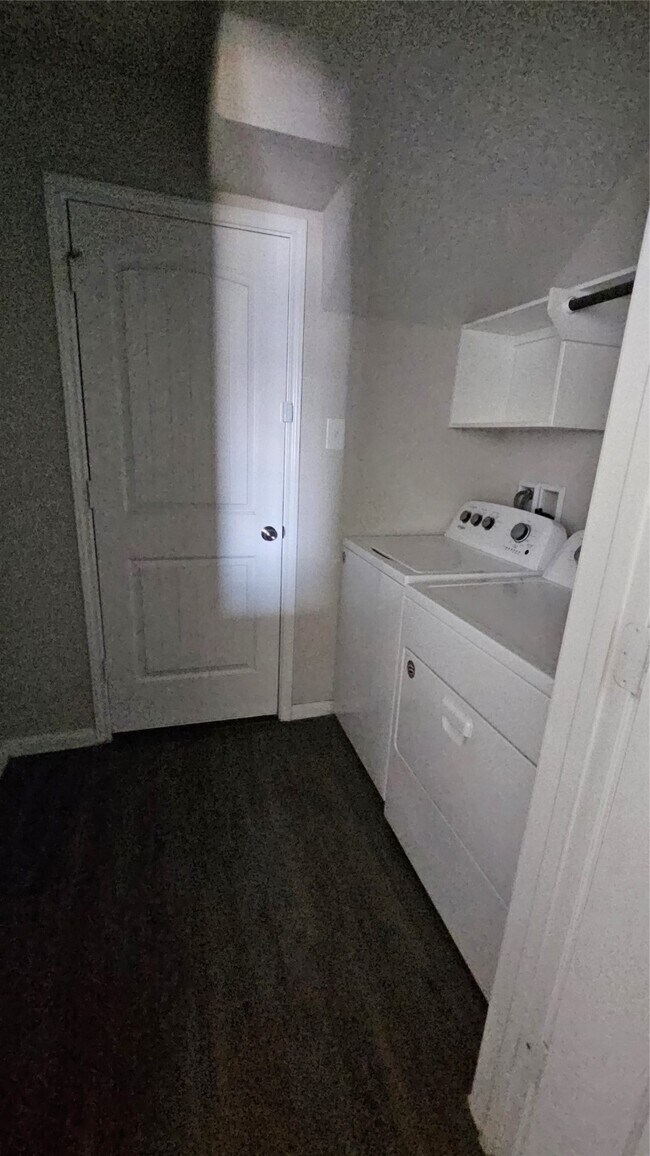 Building Photo - 25119 Bells Canyon Dr