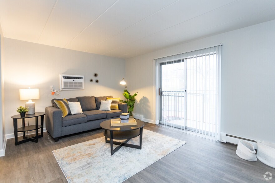 Arcadia Grove 1324 Lafayette Ave Kalamazoo MI 49006 Apartment Finder