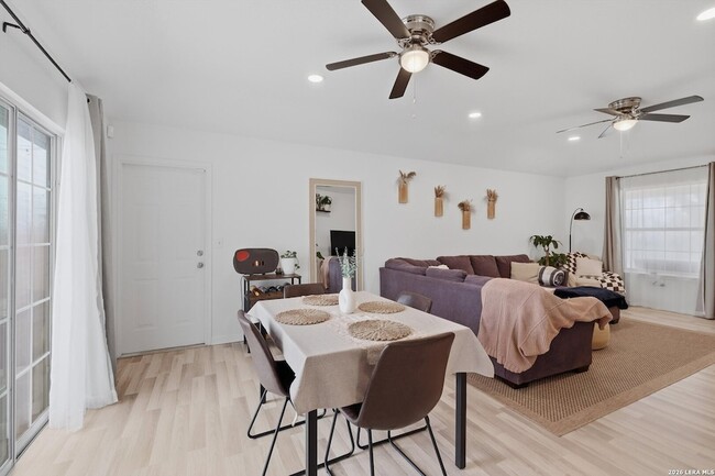 Building Photo - 2829 Wyoming St