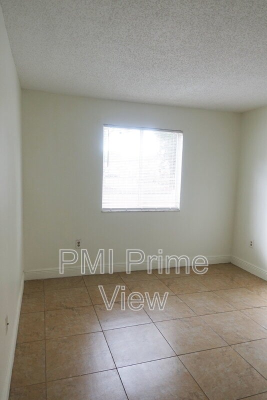 Building Photo - 15241 SW 80th St