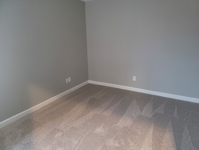 Building Photo - 101 Seabiscuit Ct