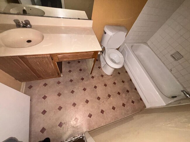 Building Photo - 1BD/1BA Apartment on Arbors of Sendera, Kissimmee