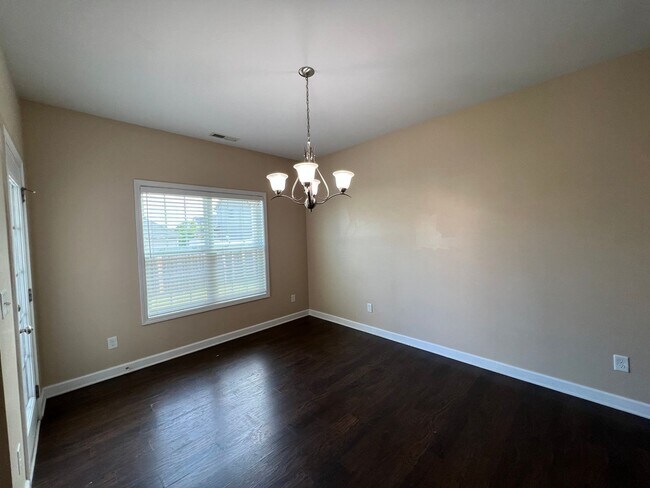 Building Photo - 93 Samuel Nicholas Dr