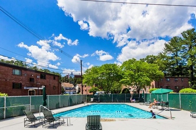 Building Photo - 77 L Nicholas Rd