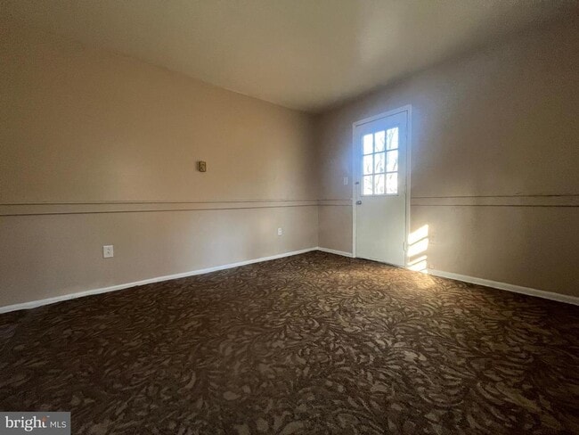 Building Photo - 1298 Black Gap Rd