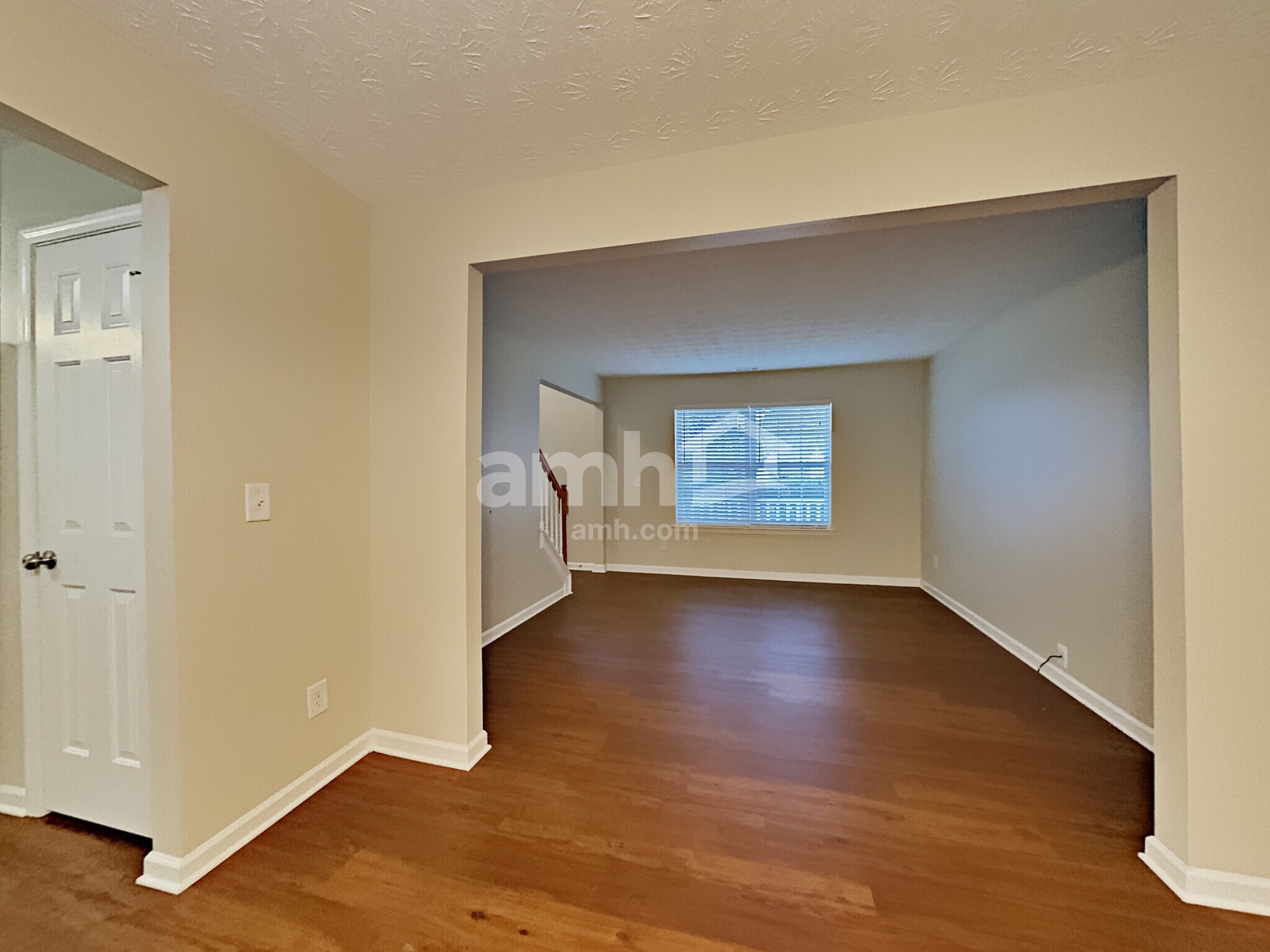Building Photo - 6252 Whitetail Ct NW