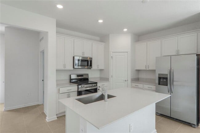 Building Photo - 6088 Zen Wy