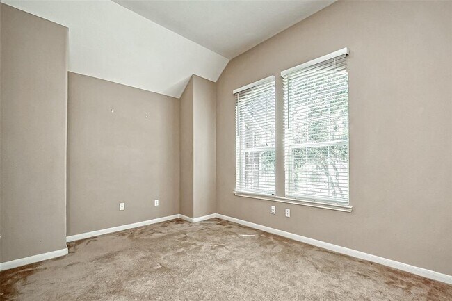 Building Photo - 2218 Falcon Knoll Ln