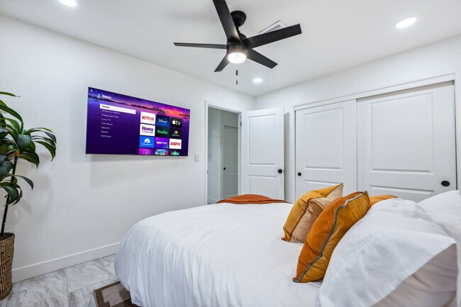 Building Photo - 131 Mescal Loop