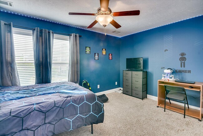 Building Photo - 2507 Kari Ln