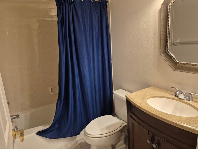 Building Photo - 5745 Summerside Ln