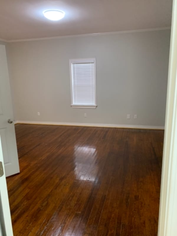 Building Photo - 165 Grove Hl