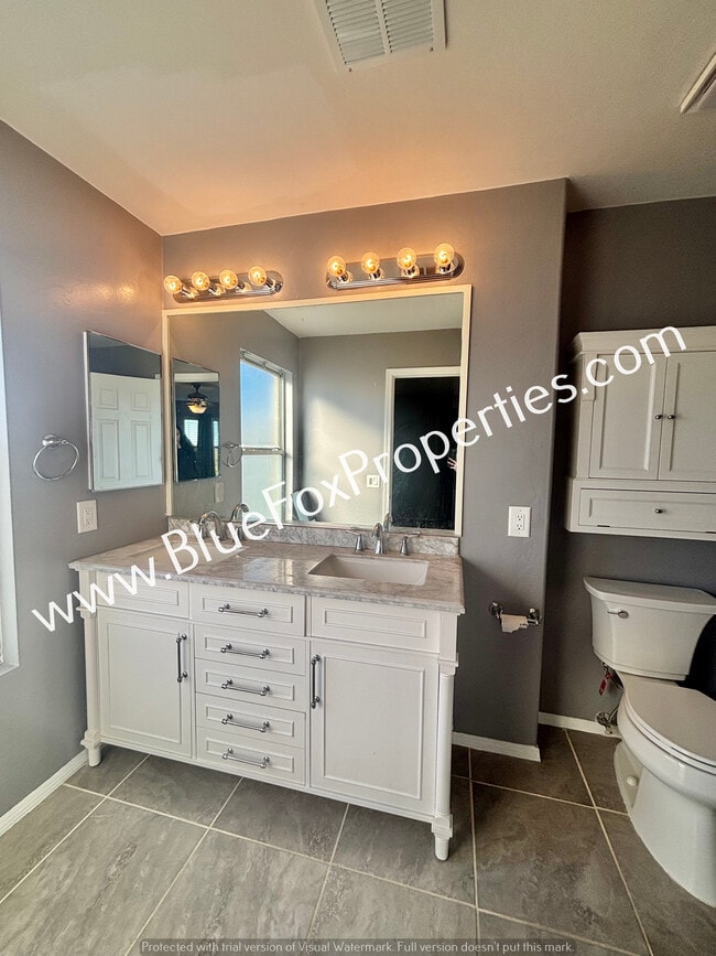 Building Photo - 13303 E Almond Crest Dr