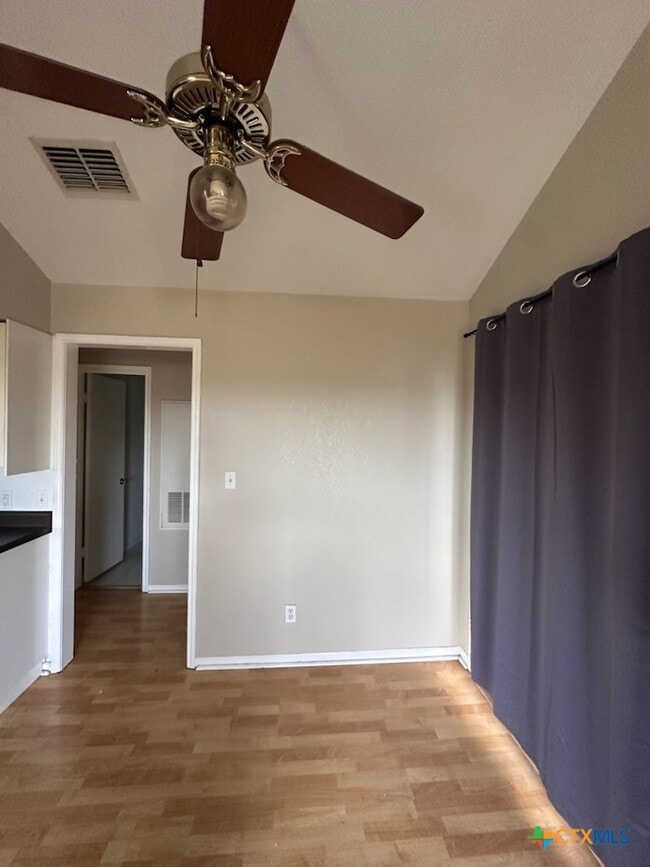 Building Photo - 1013 Chestnut St