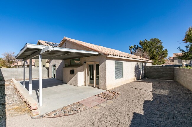 Building Photo - This charming single-story home