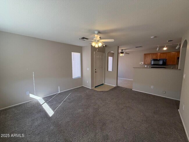 Building Photo - 16567 W Latham St