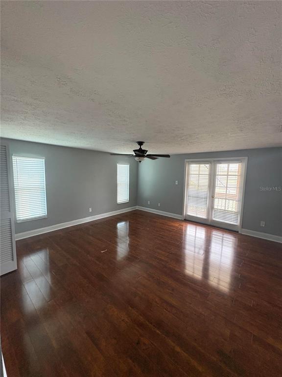 Building Photo - 3904 Sweetleaf Dr