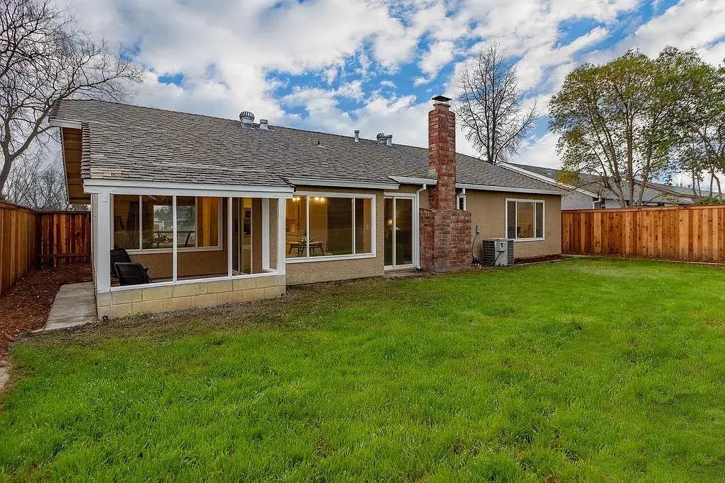 Building Photo - 4940 Buffwood Way