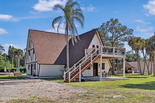 Building Photo - 2440 Brandywine Ln