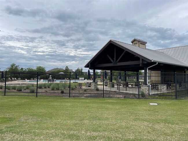 Building Photo - 2128 Elrington Willow Ln