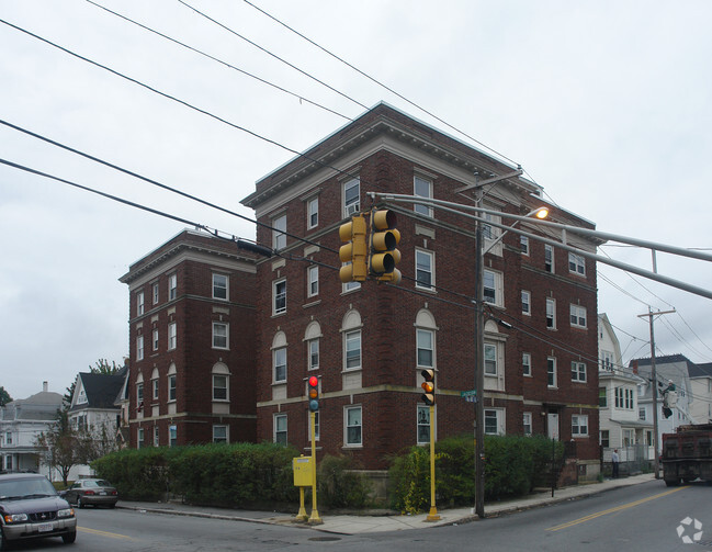 Building Photo - 196 Jackson St