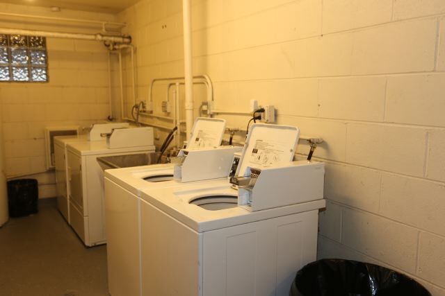 Building Photo - 1329 N Dearborn St