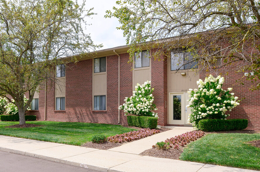 Building Exterior - Tanglewood Apartments