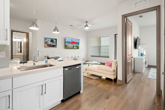 Building Photo - 8890 Founders Square Dr