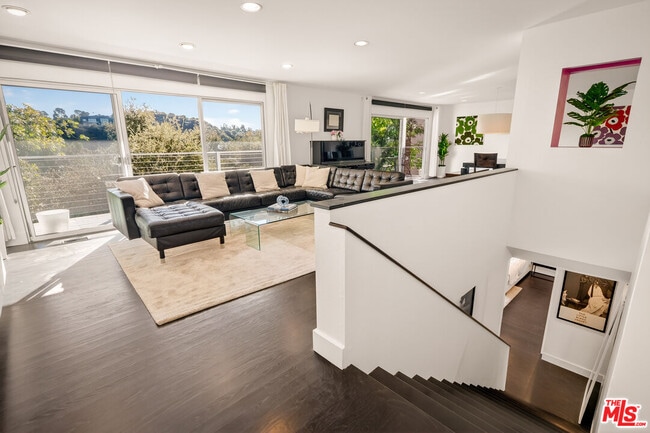 Building Photo - 2388 Kimridge Rd