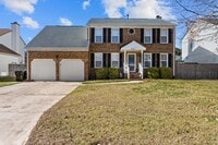 Building Photo - Spacious 4-Bed, 3-Bath Home in Virginia Beach!