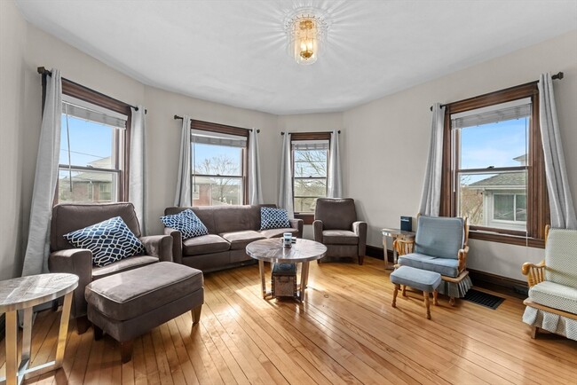 Building Photo - 189 Kendrick Ave