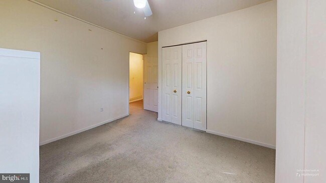 Building Photo - 6279 Walkers Croft Way