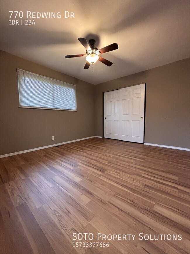 Building Photo - 770 Redwing Dr