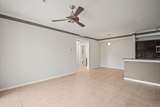 Building Photo - Stunning 2-bedroom, 2-bathroom, Gated comm...
